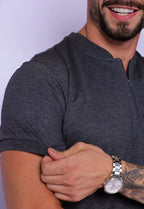 Camiseta con cuello padre y cremallera