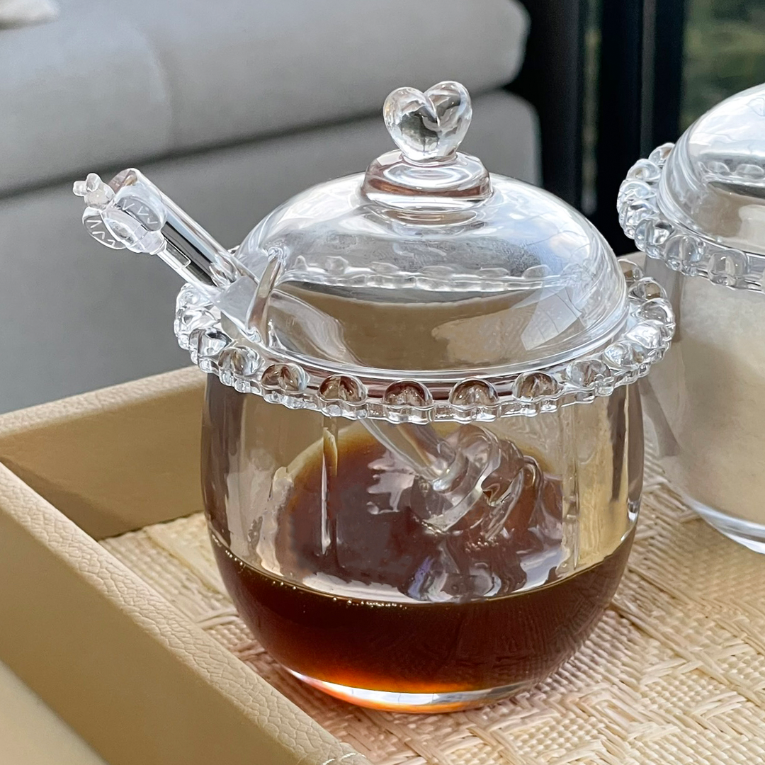 Tarro de Cristal de Plomo con Pinza y Detalles en Forma de Corazón