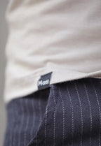 Remera Slim Cuello Alto Gris