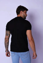 Camiseta Negra con Cuello Padre y Cremallera