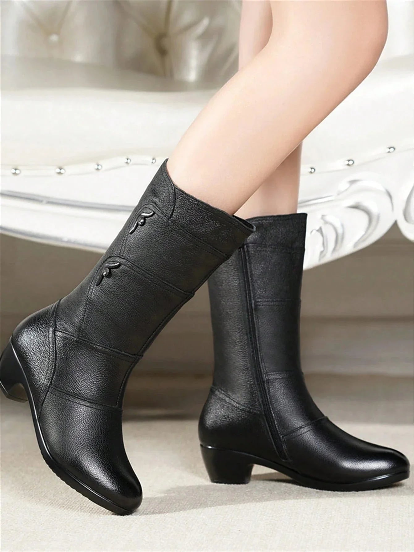 Bota Femenina de Cuero Acolchado Invierno Carol