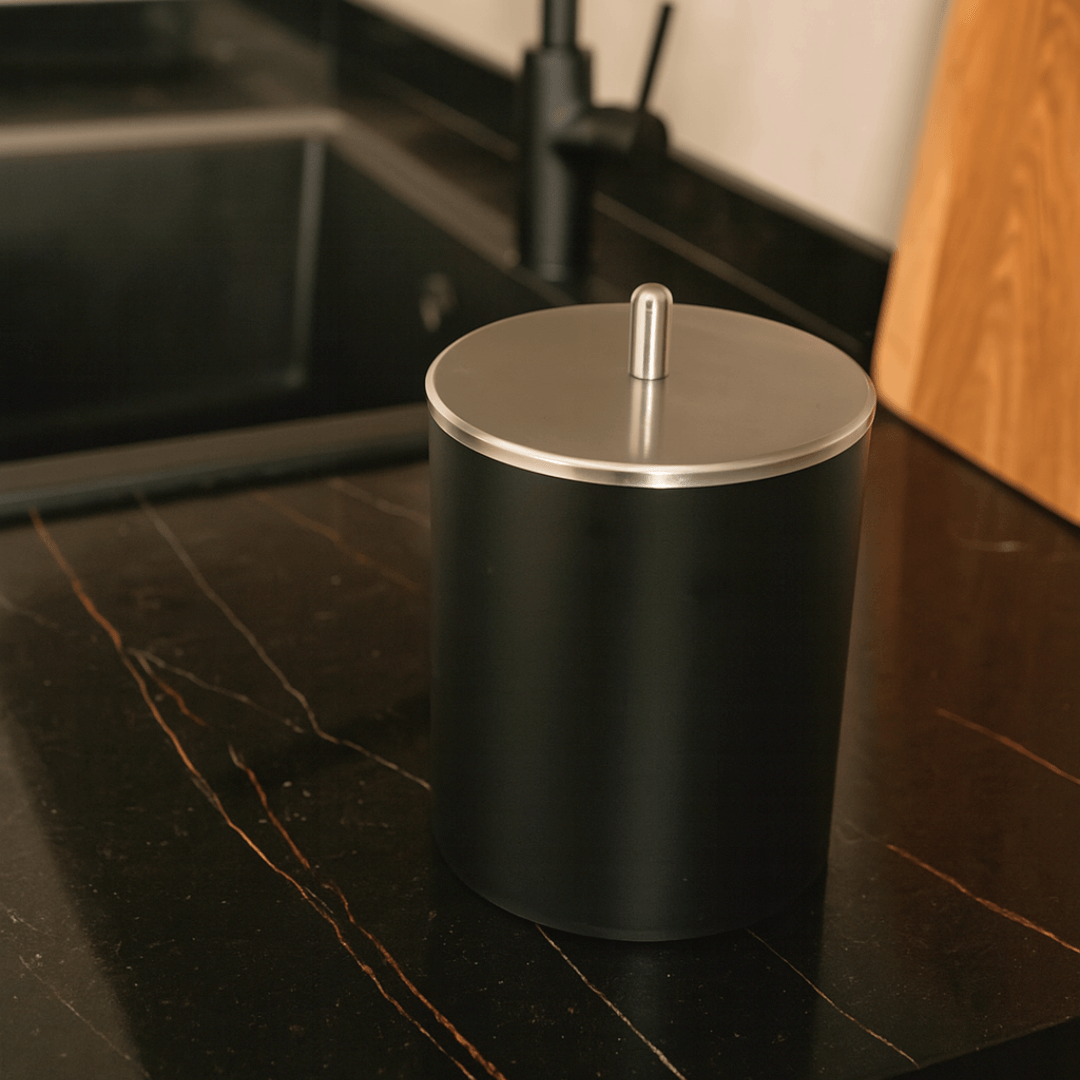 Cubos de basura negros de 5 litros con tapa de acero inoxidable