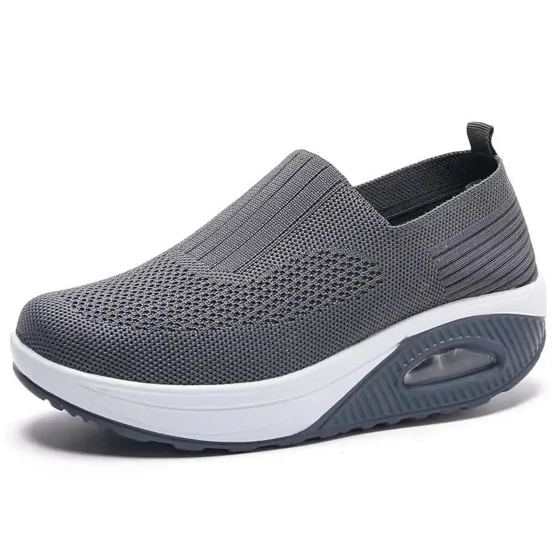 Zapatillas Ortopédicas SlipOn Motion - Tejido Mesh Súper Suave y Amortiguación AIRConfort | Viste Tus Zapatillas Como Un Calcetín
